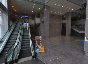 ☆南港展覽館站☆帷幕鋼骨大樓、門廳氣派、方正