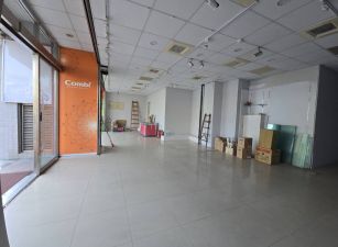 近交流道大面寬黃金雙店面