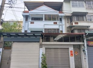 售 (小雅之家)大里成功國中商圈優質邊間正三樓透墅(8米臨路車庫)