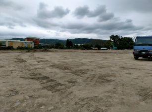 三峽交流道旁方正工業地