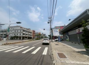 龍井大面寬43米角地建地