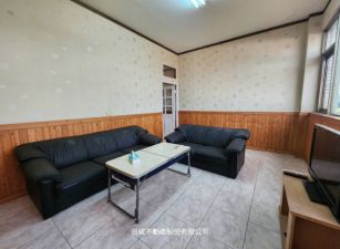 藝文經國路店面(整棟)