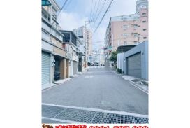 南台科大邊間12房美宿