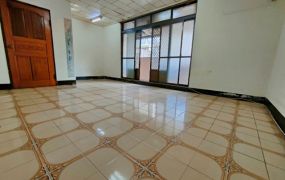 力行市場3房美寓