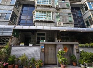 三民文山特區5房車庫透天