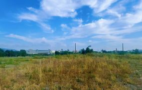 岡山87期重劃區旁夯農地