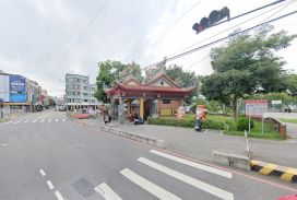 運動公園大面寬地50坪收租角店