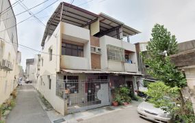 甲后商圈邊間透天