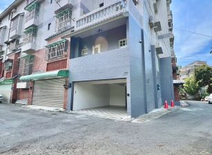 大雅路邊間三車位別墅22-537    05-2310186