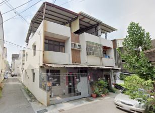 甲后商圈邊間透天