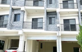永慶許書豪★羅東國小市場極品鍾愛電梯別墅A