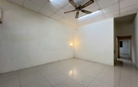 柳林國小旁透天09-513    05-2310186