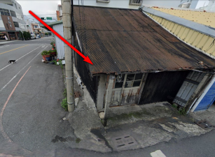 成功鎮五權路透天店面、黃金地段，臨17米路