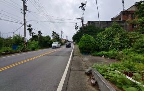 台中買屋賣房土地王劉志忠鹿谷正中正路新初鄉段低總價丙建+農地