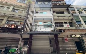 永慶許書豪★羅東夜市旁商業區精品店住