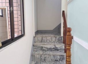 岡山熱鬧商街金鑽店住#近捷運#近樂購#近高醫