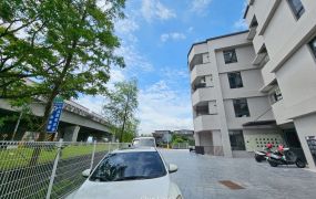 近國五正羅東全新1樓附農地3房華廈