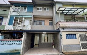 永慶許書豪★宜蘭市東區全新整修車庫透天