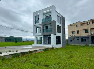 永慶許書豪★綠舞旁全新四套房雙面路農舍