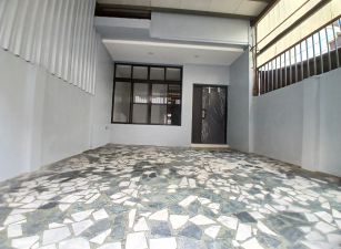 (小雅之家)太平中山宜昌路商圈2+1樓孝親車庫別墅(六大房)