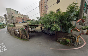 三民區德山街都市商業區，土地完整，雙面臨路