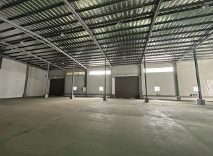 香山/挑高6.5米/可廠登/工業廠房 •    新竹廠房工業地買賣/建地/徵收農地/廠房出租