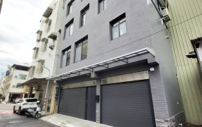 美術館內惟商圈雙車庫翻新透天五樓