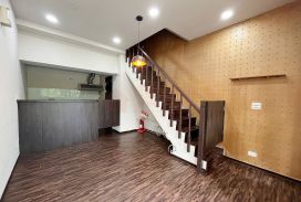 專售｜淡水新市鎮｜挑高空間時尚金店面