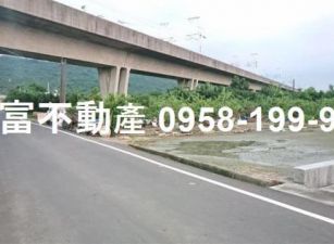 岡山嘉華產業園區內方正農地