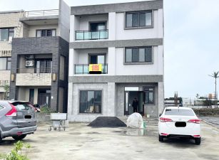 永慶許書豪★五結孝威超值雙面路美農舍