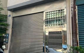 【鳳山文山特區】稀有整新透天，三樓層大空間，生活機能超便利！