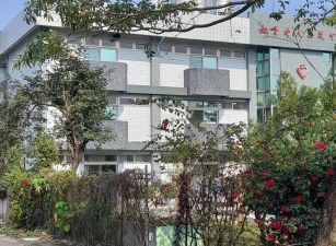 高雄土地男神  稀有釋出老人養護中心