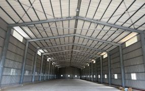 近新屋台31快速路旁挑高廠房出租[專營新屋廠房倉庫工業地買賣出租]