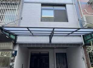 岡山陽明公園全棟翻新｜87期旁漂亮車庫美透天