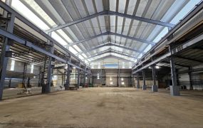 正龜山工業區/挑高9米/鋼構天車廠房 •    桃園廠房工業地買賣/建地/徵收農地/廠房出租