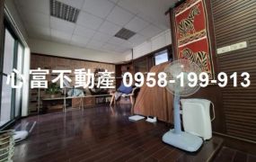 市中心精華地段-樓中樓稀有釋出