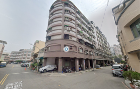 小港區廠橫路華廈4樓，近小港捷運，小港機場