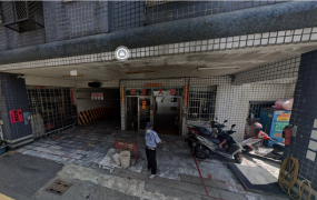 小港區桂田街華廈4樓，近桂林國小，小港機場