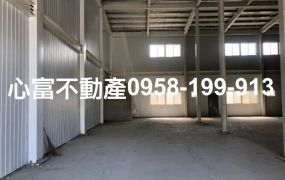 鳥松本館路店面廠房(店面效益一級棒)