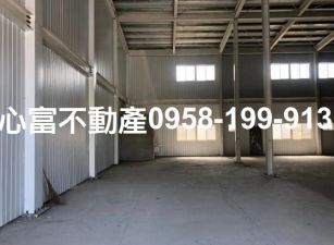鳥松本館路店面廠房(店面效益一級棒)