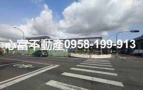 仁武區商業區店面出租(面寬漂亮)