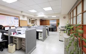 微型創業首選，5000元包水電費與工商登記，捷運個人工作桌出租，交通便力機能佳