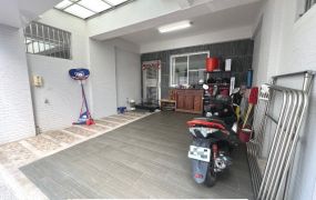 復興學區5房雙車9年墅