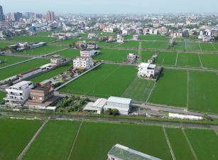 永慶許書豪★羅東櫻花步道前後臨路近千坪農地