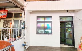 東港順漁路靜巷整理美透天17坪，溫馨入住。