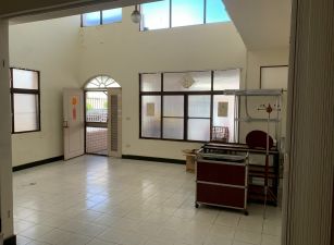 港坪大面寬別墅01-505