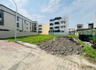台南市安南區土城153方正建地