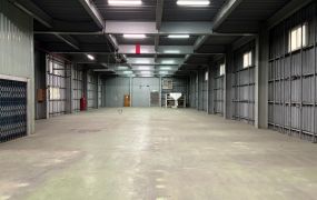 海湖工業區旁特登廠房出租[專營海湖工業區廠房倉庫出租]