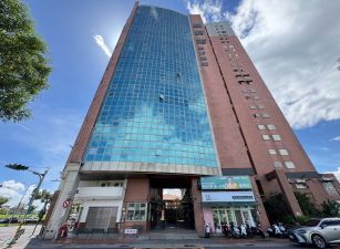 永慶許書豪★羅東轉運站旁3+1房電梯華廈