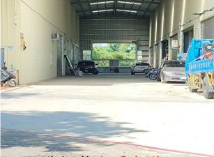 仁武~鹽埕巷新廠房36坪月租26000元